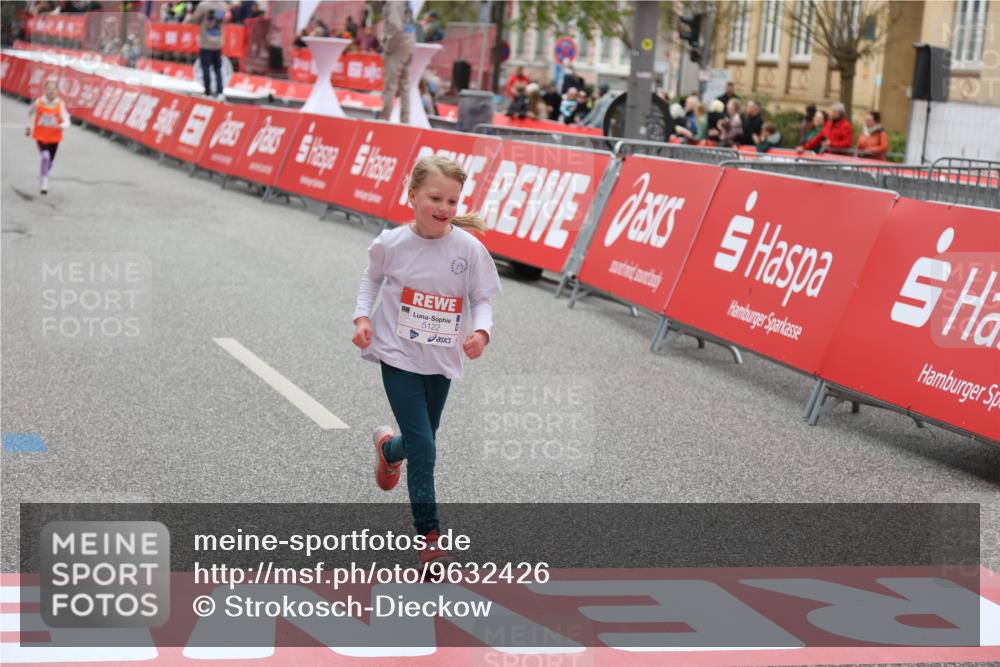 25.04.2026 - Das Zehntel Strokosch-Dieckow http://msf.ph/oto/9632426 25.04.2026 11:13:00 Ziel 5122, 7036 meine-sportfotos.de