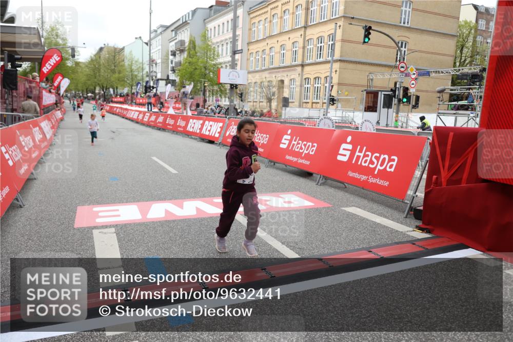25.04.2026 - Das Zehntel Strokosch-Dieckow http://msf.ph/oto/9632441 25.04.2026 11:12:56 Ziel 7036 meine-sportfotos.de