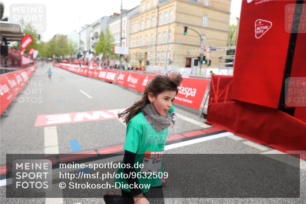 25.04.2026 - Das Zehntel Strokosch-Dieckow http://msf.ph/oto/9632509 25.04.2026 11:12:27 Ziel 6447, 6451 meine-sportfotos.de