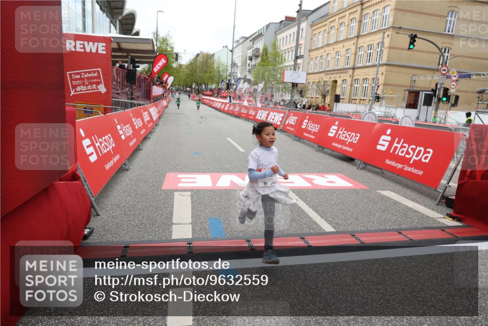 25.04.2026 - Das Zehntel Strokosch-Dieckow http://msf.ph/oto/9632559 25.04.2026 11:12:17 Ziel 5085, 6596 meine-sportfotos.de
