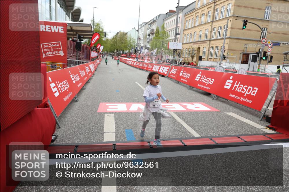 25.04.2026 - Das Zehntel Strokosch-Dieckow http://msf.ph/oto/9632561 25.04.2026 11:12:17 Ziel 5085, 6596 meine-sportfotos.de