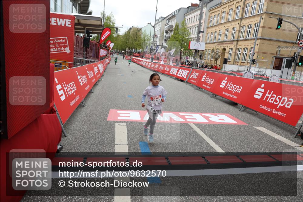 25.04.2026 - Das Zehntel Strokosch-Dieckow http://msf.ph/oto/9632570 25.04.2026 11:12:16 Ziel 5085, 6579, 6596 meine-sportfotos.de