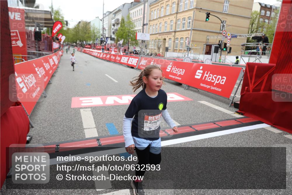 25.04.2026 - Das Zehntel Strokosch-Dieckow http://msf.ph/oto/9632593 25.04.2026 11:12:13 Ziel 6579, 6596 meine-sportfotos.de