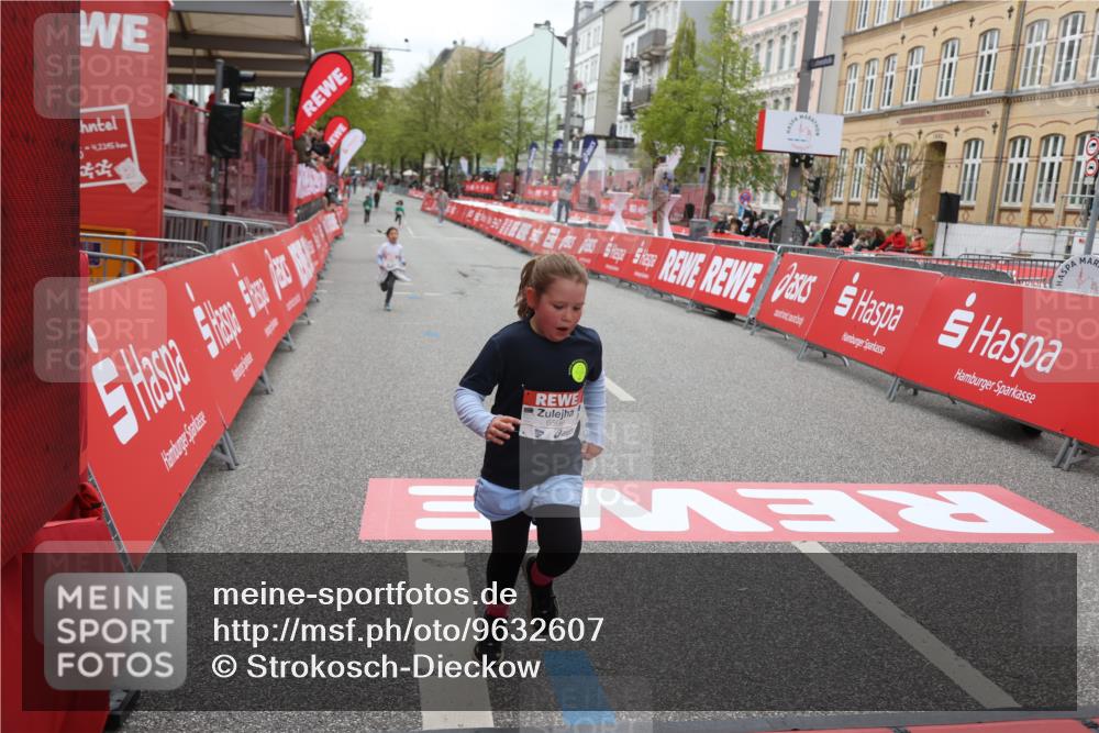 25.04.2026 - Das Zehntel Strokosch-Dieckow http://msf.ph/oto/9632607 25.04.2026 11:12:12 Ziel 5128, 6579, 6596 meine-sportfotos.de