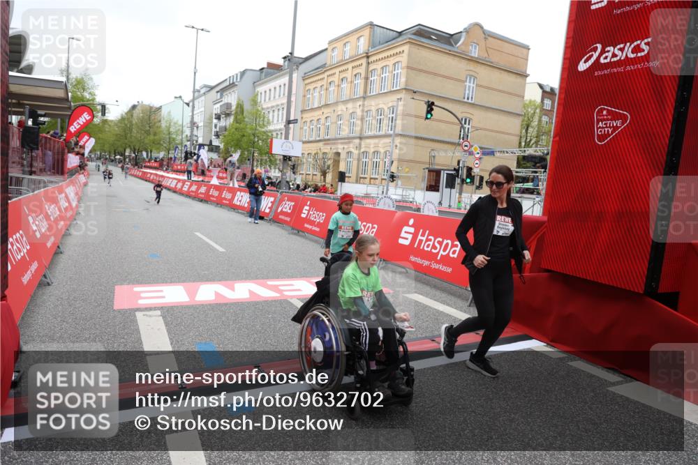 25.04.2026 - Das Zehntel Strokosch-Dieckow http://msf.ph/oto/9632702 25.04.2026 11:12:00 Ziel 5986, 7342, 7783, 7792 meine-sportfotos.de