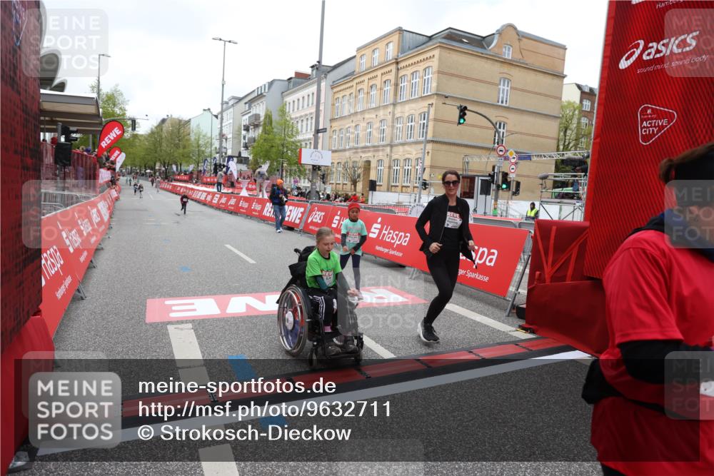 25.04.2026 - Das Zehntel Strokosch-Dieckow http://msf.ph/oto/9632711 25.04.2026 11:11:59 Ziel 5986, 7342, 7783, 7792 meine-sportfotos.de