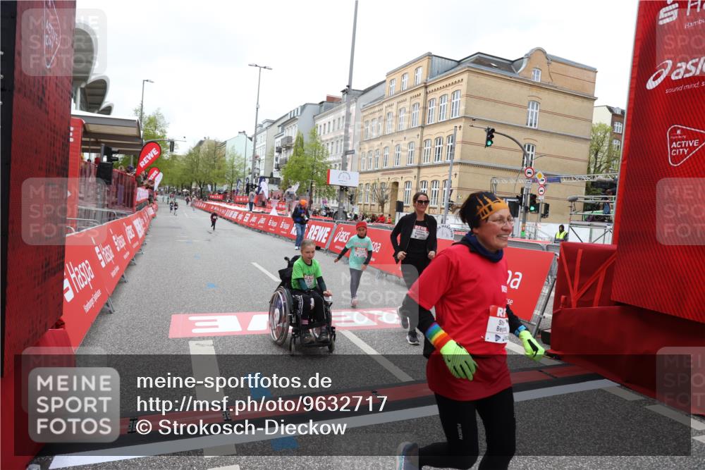 25.04.2026 - Das Zehntel Strokosch-Dieckow http://msf.ph/oto/9632717 25.04.2026 11:11:58 Ziel 5986, 7342, 7783, 7792 meine-sportfotos.de