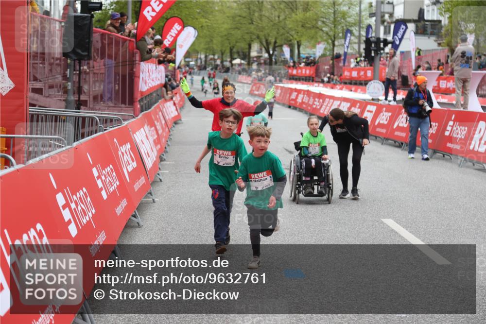 25.04.2026 - Das Zehntel Strokosch-Dieckow http://msf.ph/oto/9632761 25.04.2026 11:11:53 Ziel 7783, 7792 meine-sportfotos.de