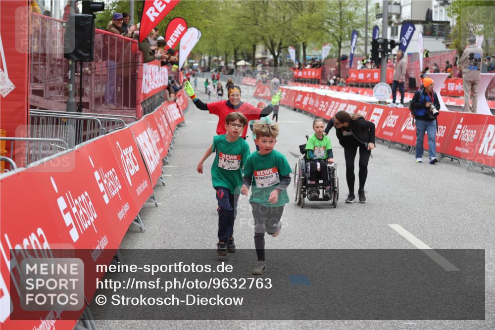 25.04.2026 - Das Zehntel Strokosch-Dieckow http://msf.ph/oto/9632763 25.04.2026 11:11:53 Ziel 7783, 7792 meine-sportfotos.de