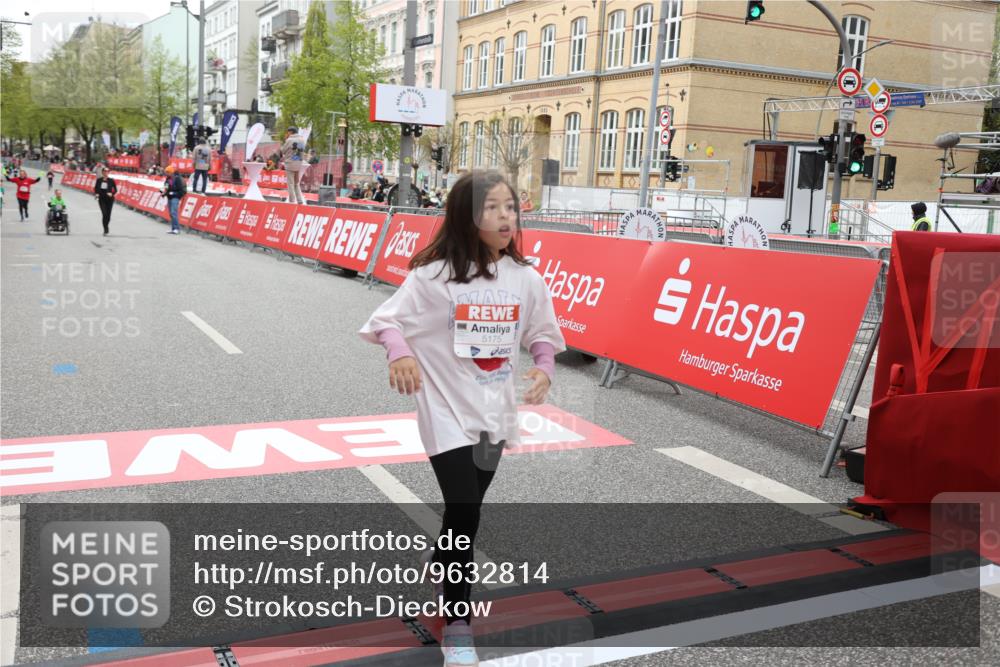 25.04.2026 - Das Zehntel Strokosch-Dieckow http://msf.ph/oto/9632814 25.04.2026 11:11:44 Ziel 5175, 5982 meine-sportfotos.de