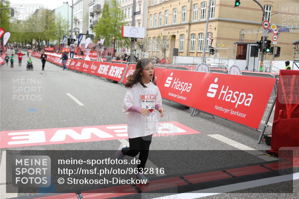 25.04.2026 - Das Zehntel Strokosch-Dieckow http://msf.ph/oto/9632816 25.04.2026 11:11:44 Ziel 5175, 5982 meine-sportfotos.de