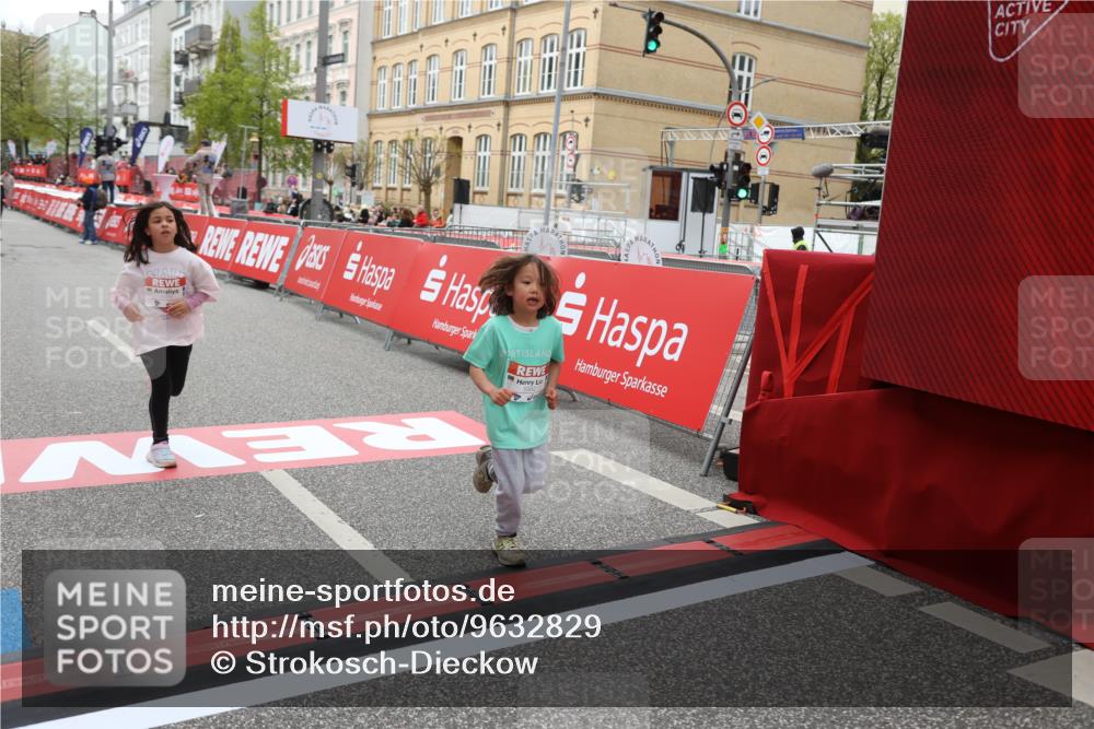 25.04.2026 - Das Zehntel Strokosch-Dieckow http://msf.ph/oto/9632829 25.04.2026 11:11:43 Ziel 5175, 5982 meine-sportfotos.de