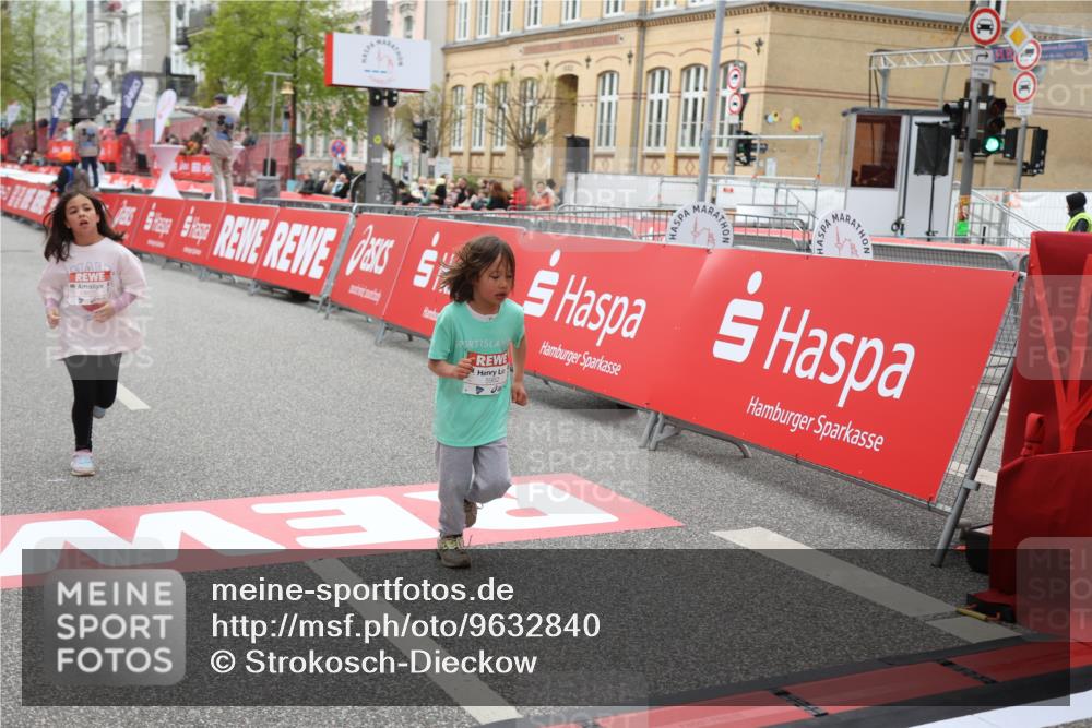 25.04.2026 - Das Zehntel Strokosch-Dieckow http://msf.ph/oto/9632840 25.04.2026 11:11:42 Ziel 5175, 5982 meine-sportfotos.de