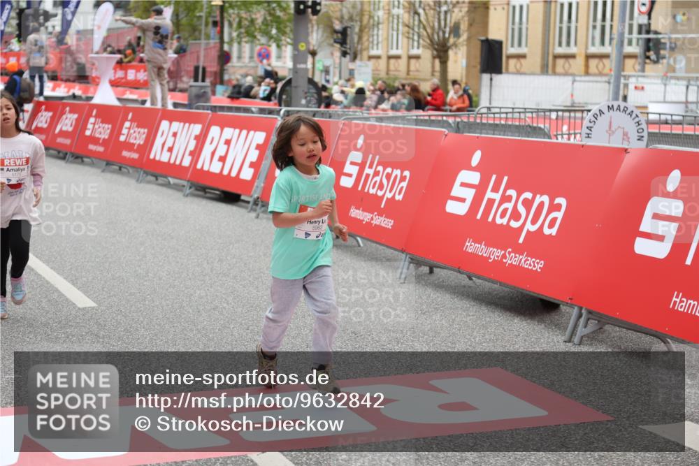 25.04.2026 - Das Zehntel Strokosch-Dieckow http://msf.ph/oto/9632842 25.04.2026 11:11:42 Ziel 5175, 5982 meine-sportfotos.de