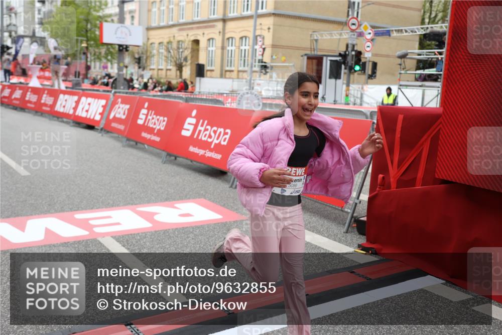 25.04.2026 - Das Zehntel Strokosch-Dieckow http://msf.ph/oto/9632855 25.04.2026 11:11:35 Ziel 5086 meine-sportfotos.de
