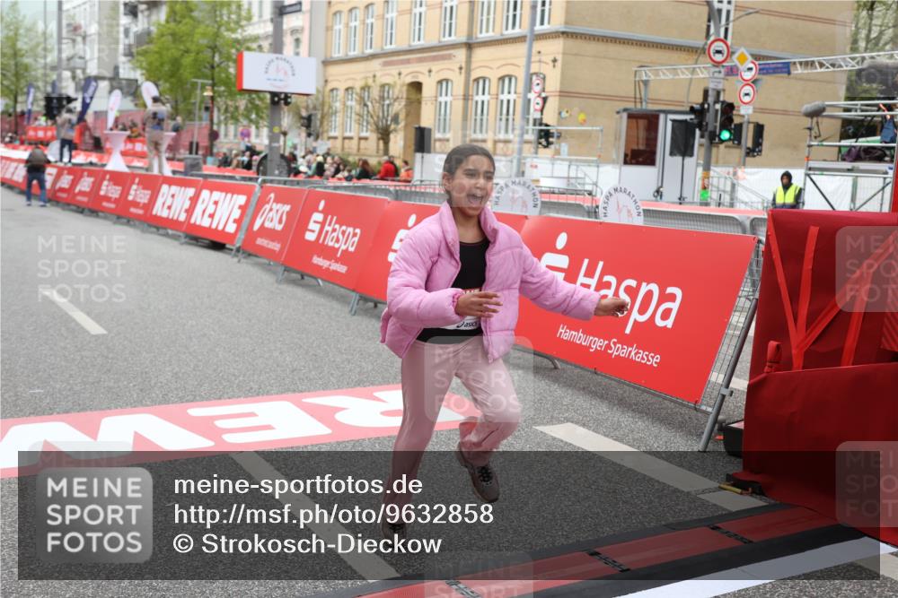 25.04.2026 - Das Zehntel Strokosch-Dieckow http://msf.ph/oto/9632858 25.04.2026 11:11:35 Ziel 5086 meine-sportfotos.de
