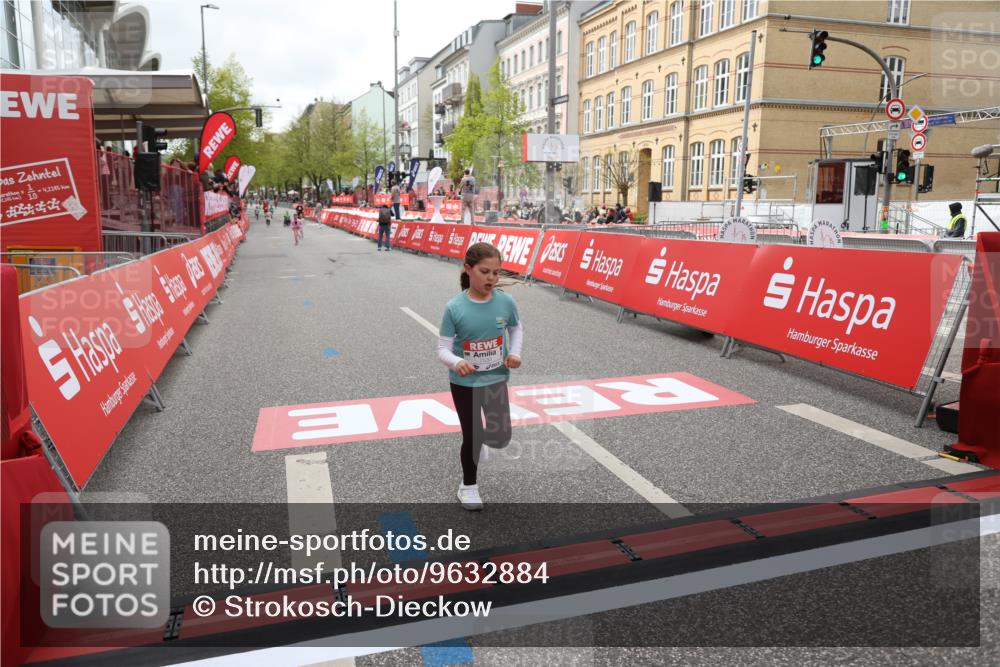25.04.2026 - Das Zehntel Strokosch-Dieckow http://msf.ph/oto/9632884 25.04.2026 11:11:27 Ziel 7351, 7379, 7530, 7534 meine-sportfotos.de