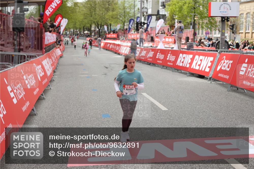 25.04.2026 - Das Zehntel Strokosch-Dieckow http://msf.ph/oto/9632891 25.04.2026 11:11:26 Ziel 7351, 7379, 7530, 7534 meine-sportfotos.de