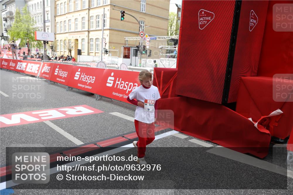 25.04.2026 - Das Zehntel Strokosch-Dieckow http://msf.ph/oto/9632976 25.04.2026 11:11:10 Ziel 5199, 5730, 5849 meine-sportfotos.de