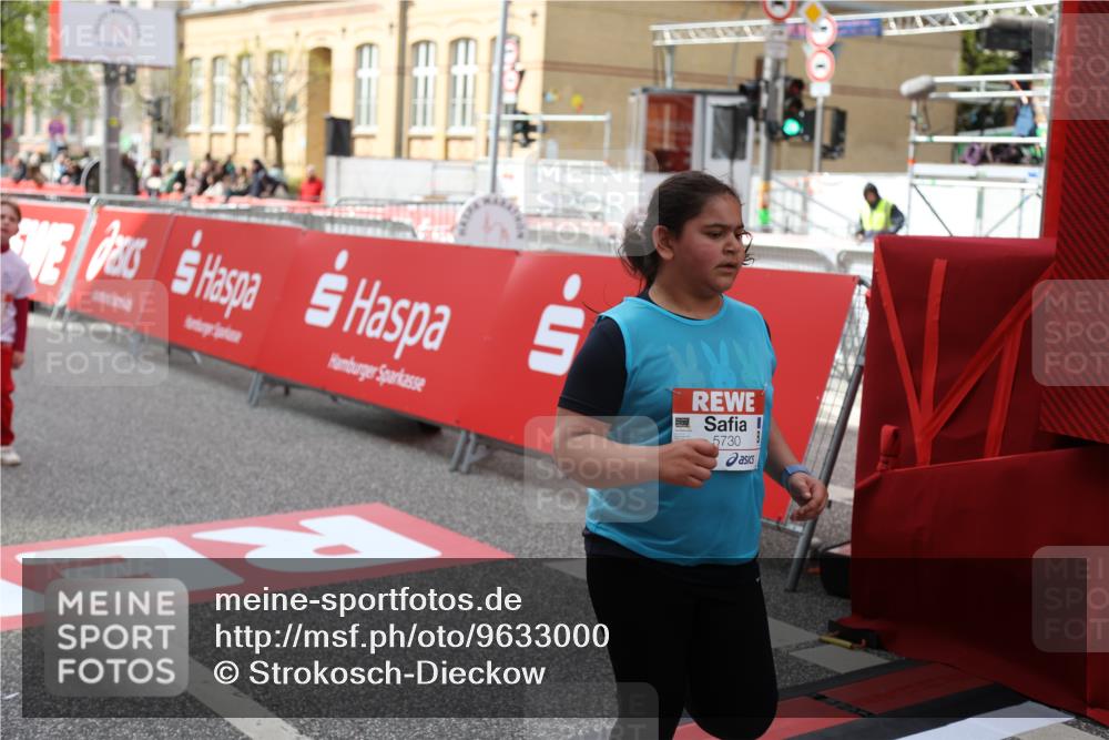 25.04.2026 - Das Zehntel Strokosch-Dieckow http://msf.ph/oto/9633000 25.04.2026 11:11:06 Ziel 5199, 5730, 5849, 5863, 6290 meine-sportfotos.de