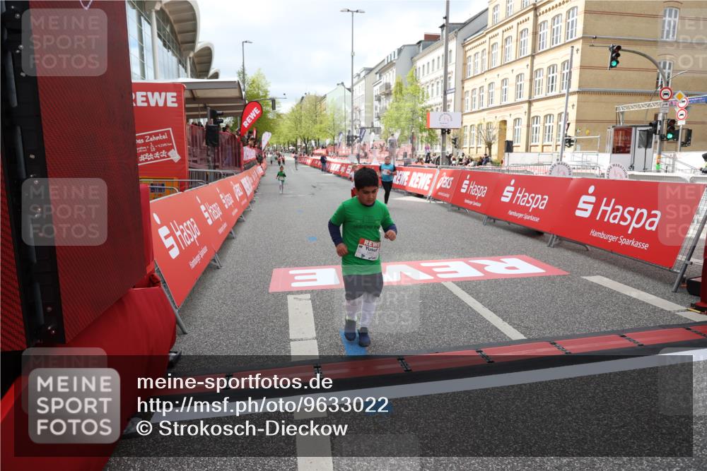 25.04.2026 - Das Zehntel Strokosch-Dieckow http://msf.ph/oto/9633022 25.04.2026 11:11:03 Ziel 5658, 5730, 5863, 6286, 6290, 6862 meine-sportfotos.de