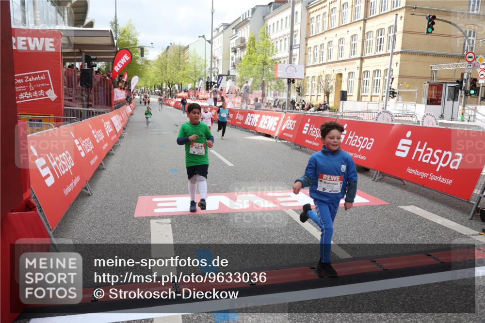 25.04.2026 - Das Zehntel Strokosch-Dieckow http://msf.ph/oto/9633036 25.04.2026 11:11:02 Ziel 5658, 5863, 6286, 6290, 6862, 7432, 7476 meine-sportfotos.de