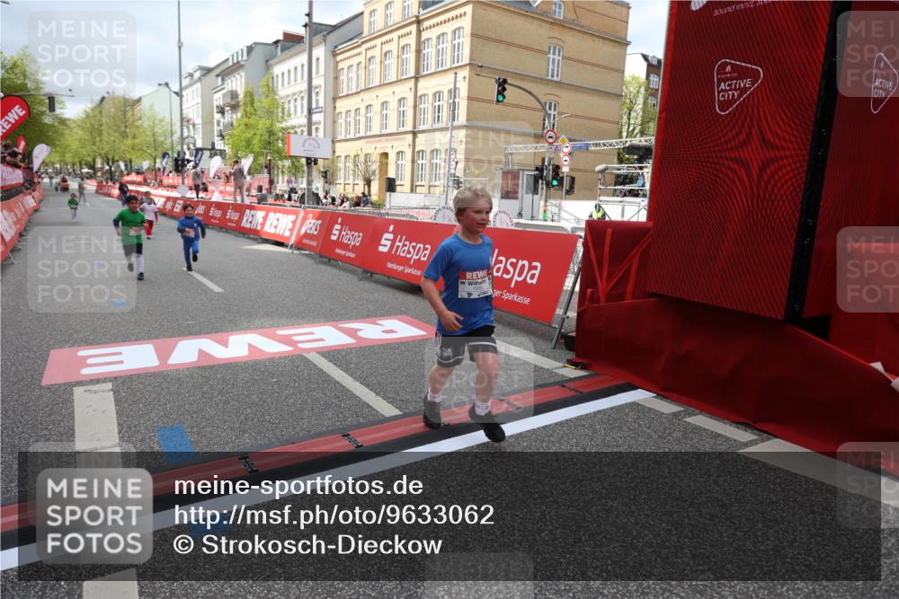 25.04.2026 - Das Zehntel Strokosch-Dieckow http://msf.ph/oto/9633062 25.04.2026 11:11:00 Ziel 5658, 6286, 6290, 6862, 7432, 7476 meine-sportfotos.de