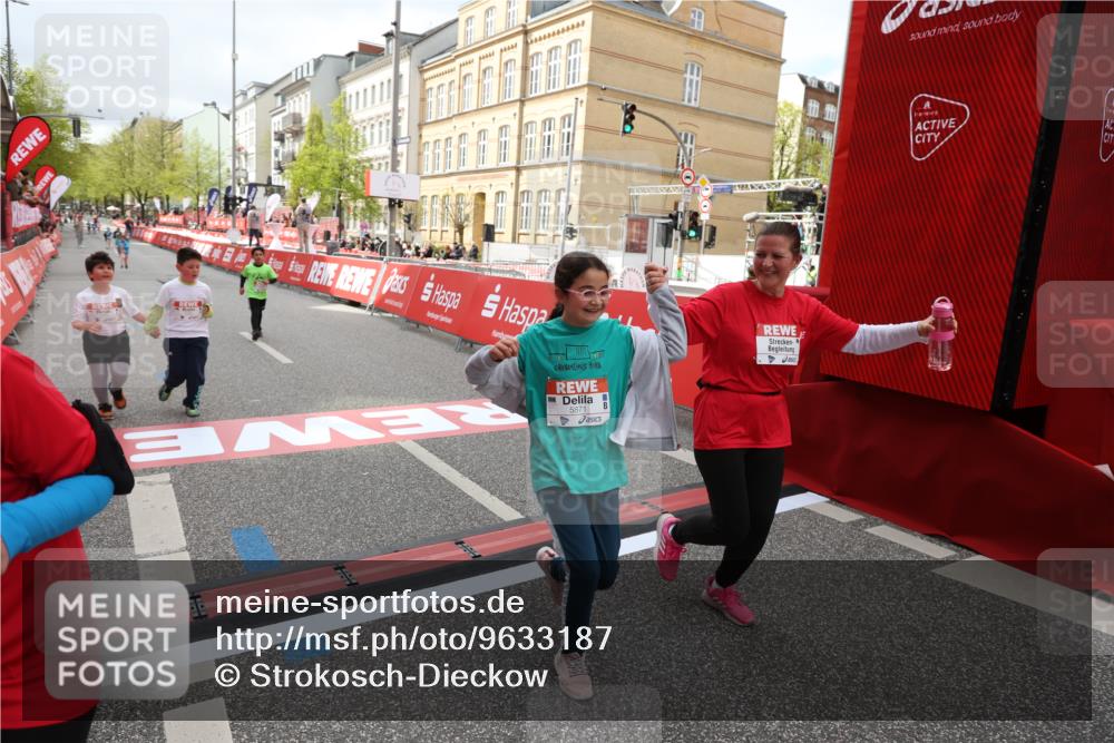 25.04.2026 - Das Zehntel Strokosch-Dieckow http://msf.ph/oto/9633187 25.04.2026 11:10:40 Ziel 5074, 5082, 5871, 6806, 6895 meine-sportfotos.de