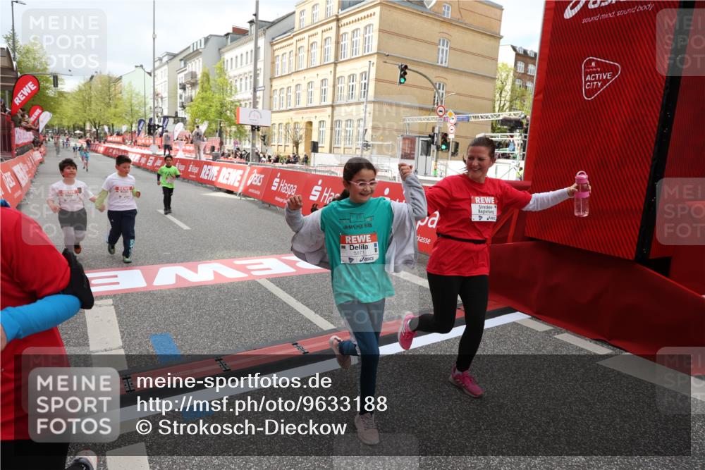 25.04.2026 - Das Zehntel Strokosch-Dieckow http://msf.ph/oto/9633188 25.04.2026 11:10:40 Ziel 5074, 5082, 5871, 6806, 6895 meine-sportfotos.de