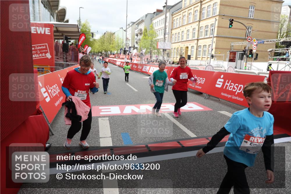 25.04.2026 - Das Zehntel Strokosch-Dieckow http://msf.ph/oto/9633200 25.04.2026 11:10:39 Ziel 5074, 5871, 6806, 6895 meine-sportfotos.de