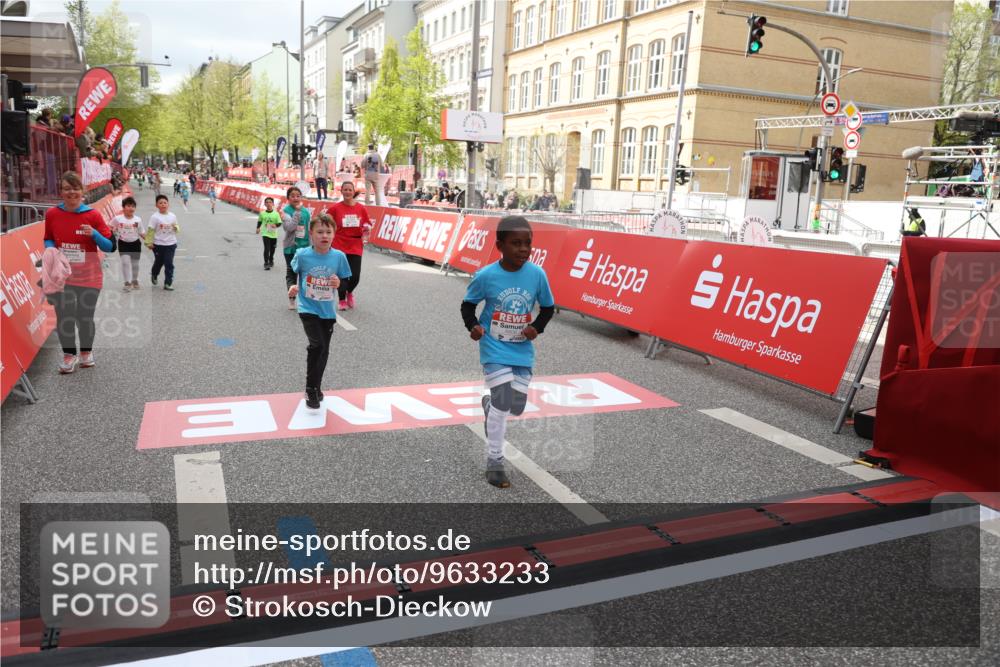 25.04.2026 - Das Zehntel Strokosch-Dieckow http://msf.ph/oto/9633233 25.04.2026 11:10:37 Ziel 6806, 6895 meine-sportfotos.de