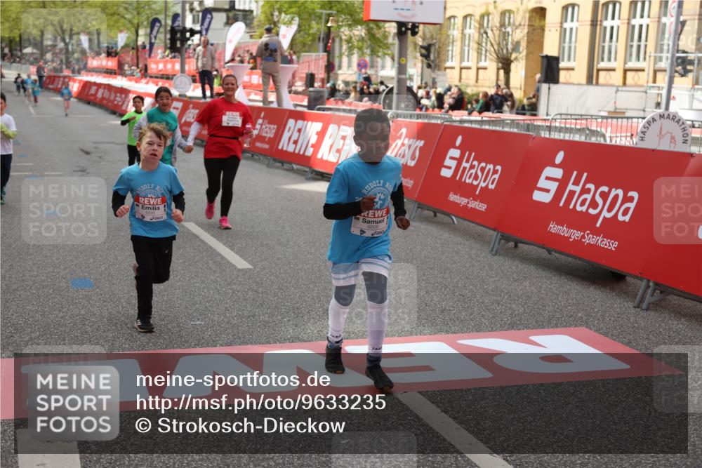 25.04.2026 - Das Zehntel Strokosch-Dieckow http://msf.ph/oto/9633235 25.04.2026 11:10:37 Ziel 6806, 6895 meine-sportfotos.de