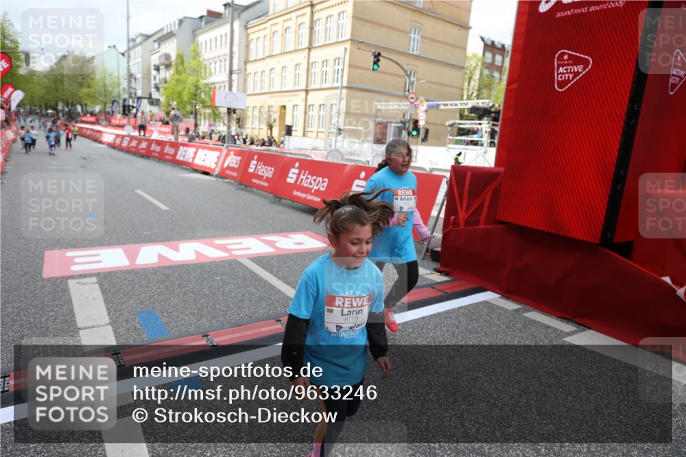 25.04.2026 - Das Zehntel Strokosch-Dieckow http://msf.ph/oto/9633246 25.04.2026 11:10:28 Ziel 5851, 5853, 6779, 6790, 6864 meine-sportfotos.de
