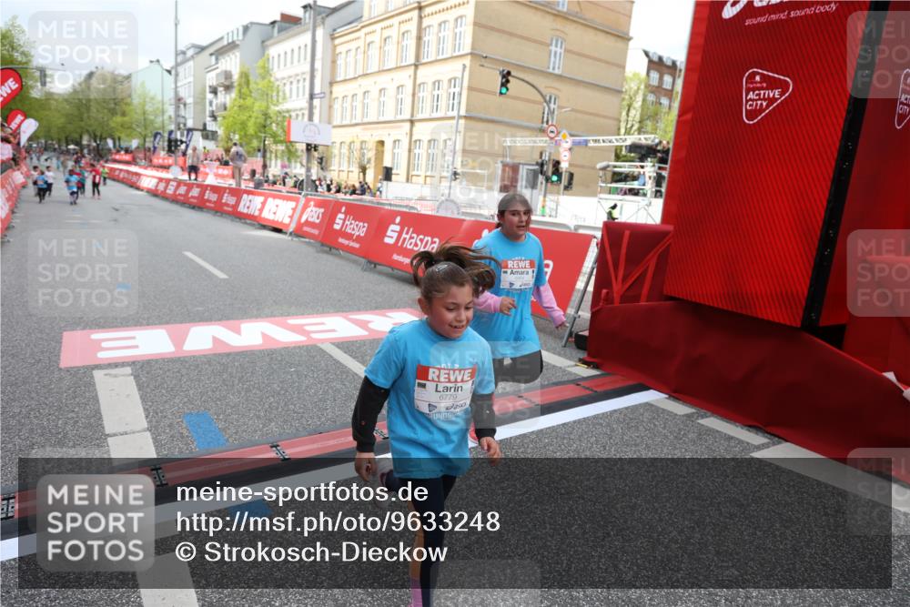 25.04.2026 - Das Zehntel Strokosch-Dieckow http://msf.ph/oto/9633248 25.04.2026 11:10:28 Ziel 5851, 5853, 6779, 6790, 6864 meine-sportfotos.de