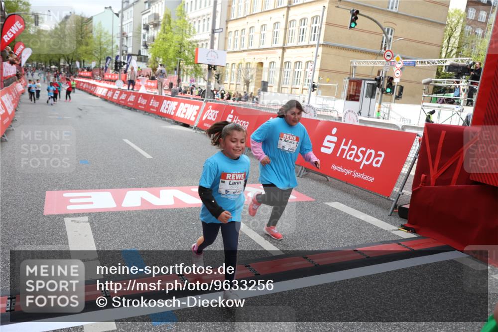 25.04.2026 - Das Zehntel Strokosch-Dieckow http://msf.ph/oto/9633256 25.04.2026 11:10:28 Ziel 5851, 5853, 6779, 6790, 6864 meine-sportfotos.de