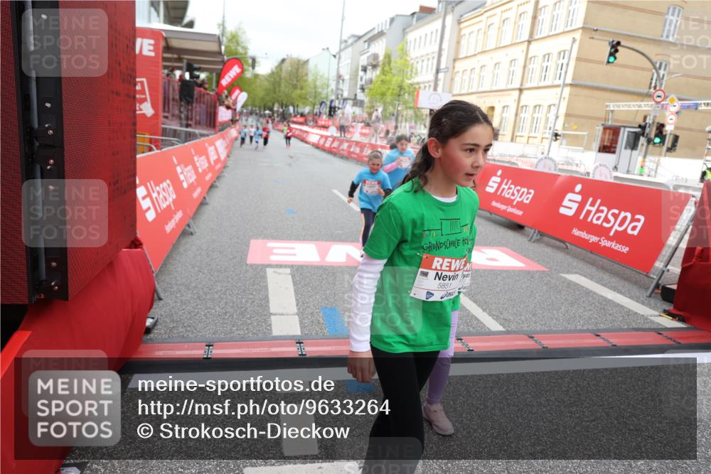 25.04.2026 - Das Zehntel Strokosch-Dieckow http://msf.ph/oto/9633264 25.04.2026 11:10:27 Ziel 5851, 5853, 5873, 6779, 6790, 6864 meine-sportfotos.de