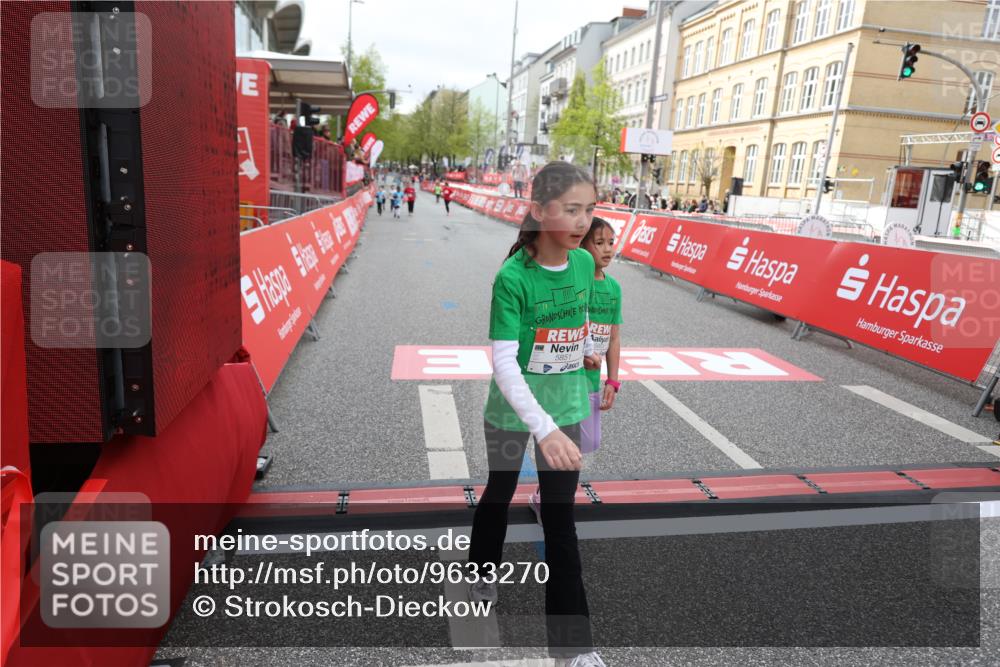 25.04.2026 - Das Zehntel Strokosch-Dieckow http://msf.ph/oto/9633270 25.04.2026 11:10:26 Ziel 5851, 5853, 5873, 6779, 6790, 6832, 6864 meine-sportfotos.de