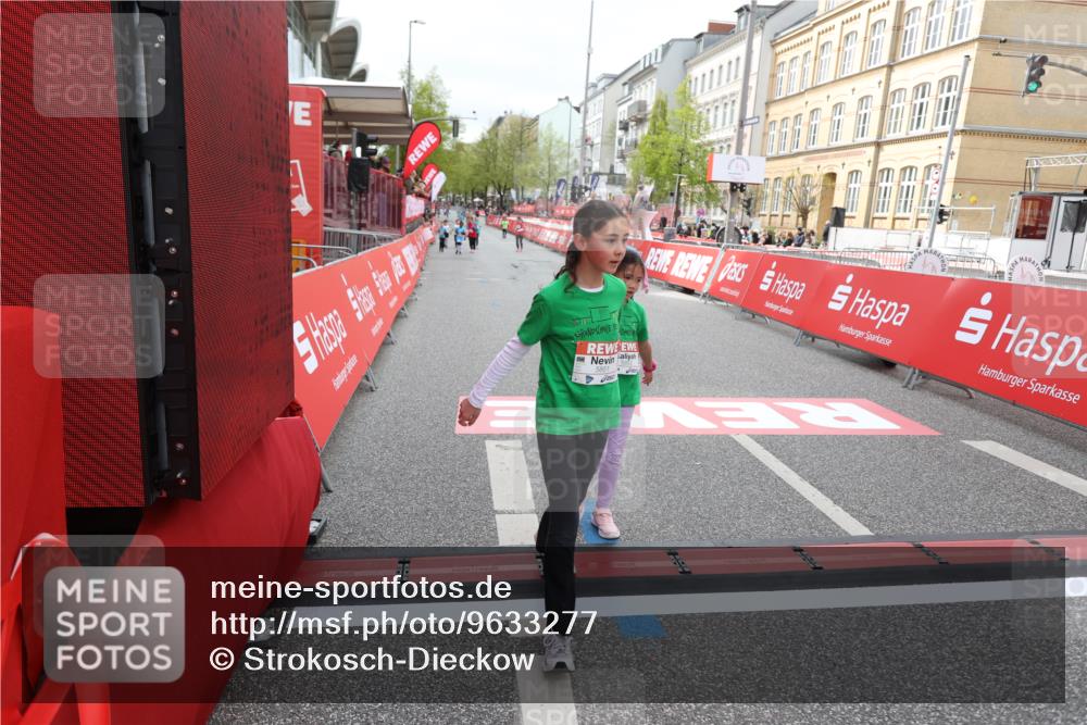 25.04.2026 - Das Zehntel Strokosch-Dieckow http://msf.ph/oto/9633277 25.04.2026 11:10:26 Ziel 5851, 5853, 5873, 6779, 6790, 6832, 6864 meine-sportfotos.de