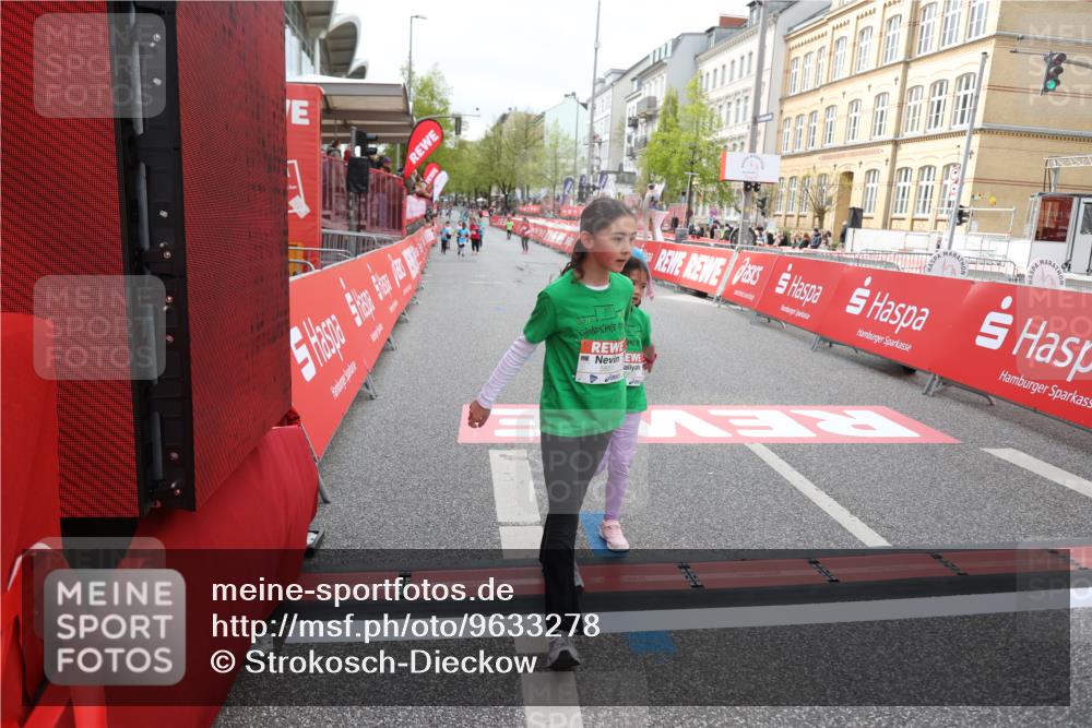25.04.2026 - Das Zehntel Strokosch-Dieckow http://msf.ph/oto/9633278 25.04.2026 11:10:26 Ziel 5851, 5853, 5873, 6779, 6790, 6832, 6864 meine-sportfotos.de