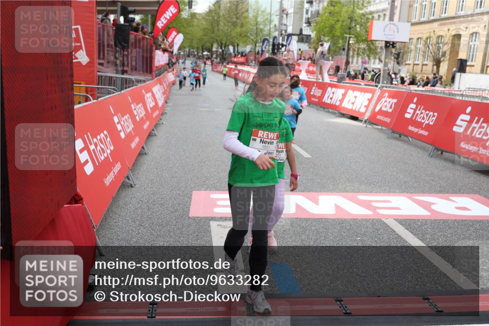 25.04.2026 - Das Zehntel Strokosch-Dieckow http://msf.ph/oto/9633282 25.04.2026 11:10:26 Ziel 5851, 5853, 5873, 6779, 6790, 6832, 6864 meine-sportfotos.de