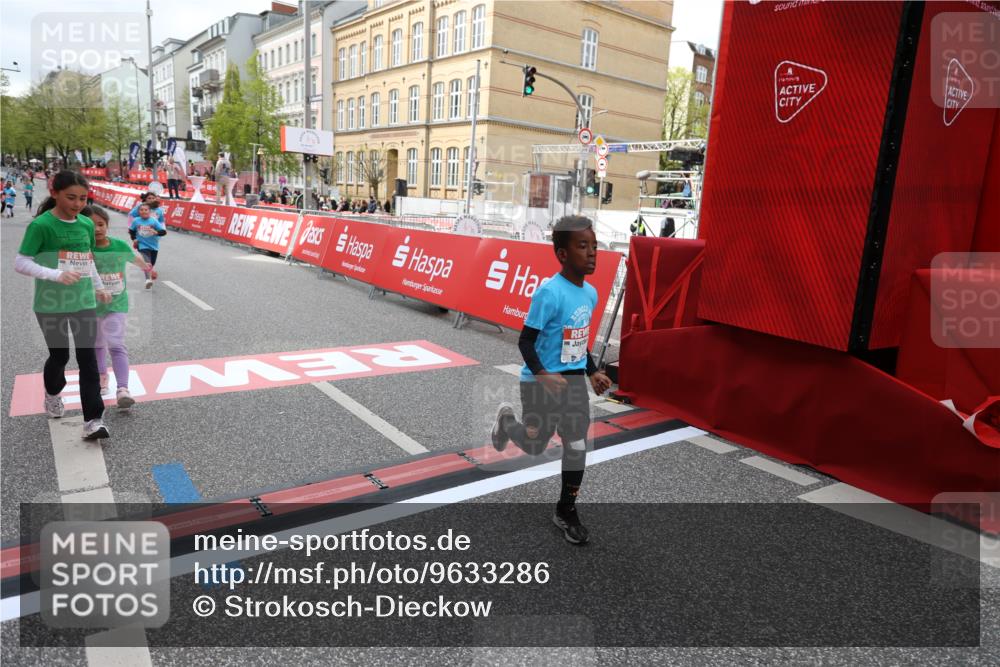 25.04.2026 - Das Zehntel Strokosch-Dieckow http://msf.ph/oto/9633286 25.04.2026 11:10:25 Ziel 5851, 5853, 5873, 6779, 6790, 6832 meine-sportfotos.de