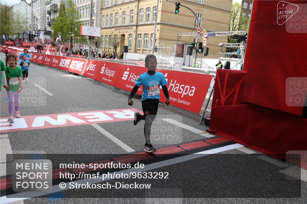 25.04.2026 - Das Zehntel Strokosch-Dieckow http://msf.ph/oto/9633292 25.04.2026 11:10:25 Ziel 5851, 5853, 5873, 6779, 6790, 6832 meine-sportfotos.de