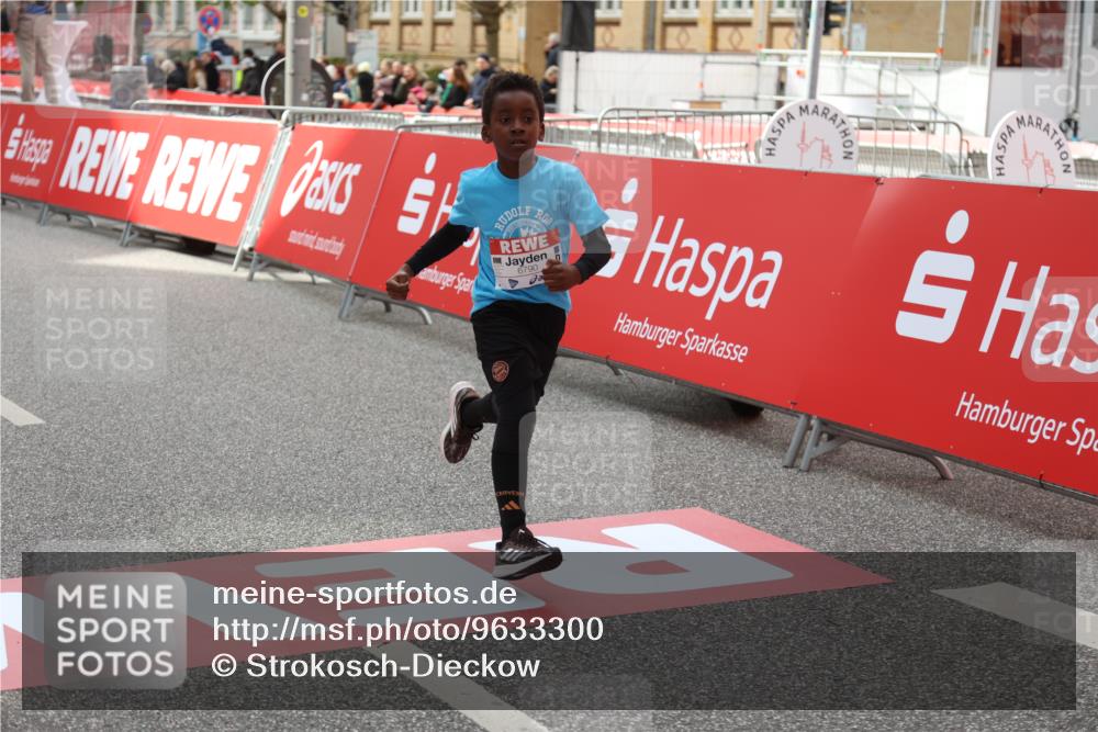 25.04.2026 - Das Zehntel Strokosch-Dieckow http://msf.ph/oto/9633300 25.04.2026 11:10:24 Ziel 5851, 5853, 5873, 6790, 6832 meine-sportfotos.de