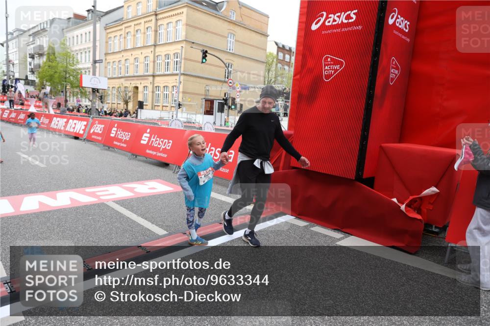 25.04.2026 - Das Zehntel Strokosch-Dieckow http://msf.ph/oto/9633344 25.04.2026 11:10:15 Ziel 5624, 5627, 6836, 7212 meine-sportfotos.de