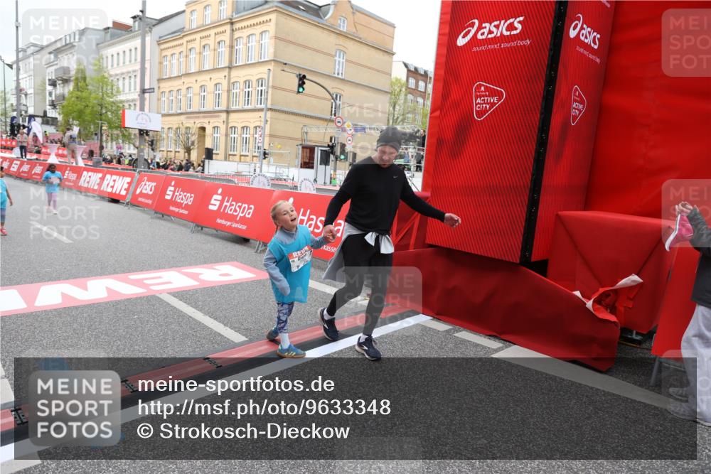 25.04.2026 - Das Zehntel Strokosch-Dieckow http://msf.ph/oto/9633348 25.04.2026 11:10:15 Ziel 5624, 5627, 6836, 7212 meine-sportfotos.de