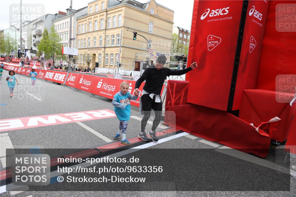 25.04.2026 - Das Zehntel Strokosch-Dieckow http://msf.ph/oto/9633356 25.04.2026 11:10:15 Ziel 5624, 5627, 6836, 7212 meine-sportfotos.de