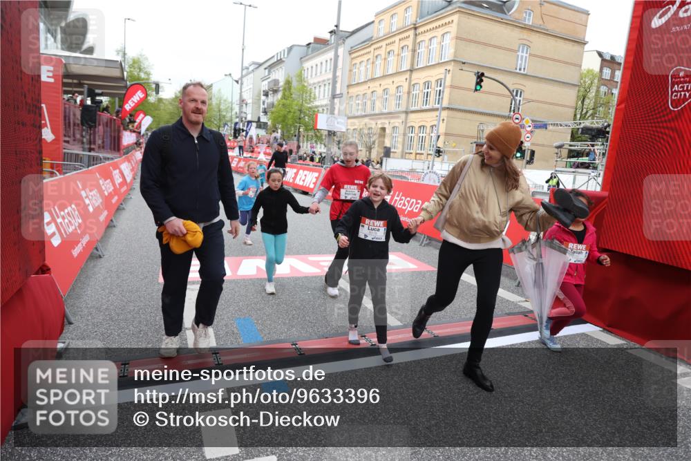 25.04.2026 - Das Zehntel Strokosch-Dieckow http://msf.ph/oto/9633396 25.04.2026 11:10:08 Ziel 5050, 6178, 6836, 7212, 7877, 7998 meine-sportfotos.de