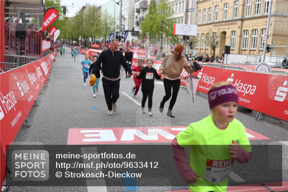25.04.2026 - Das Zehntel Strokosch-Dieckow http://msf.ph/oto/9633412 25.04.2026 11:10:06 Ziel 5050, 5684, 6178, 6642, 7877, 7998 meine-sportfotos.de