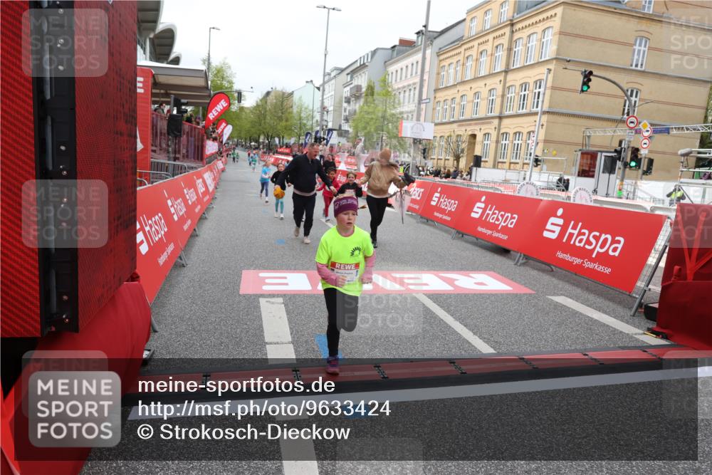 25.04.2026 - Das Zehntel Strokosch-Dieckow http://msf.ph/oto/9633424 25.04.2026 11:10:05 Ziel 5050, 5684, 6642, 7998 meine-sportfotos.de