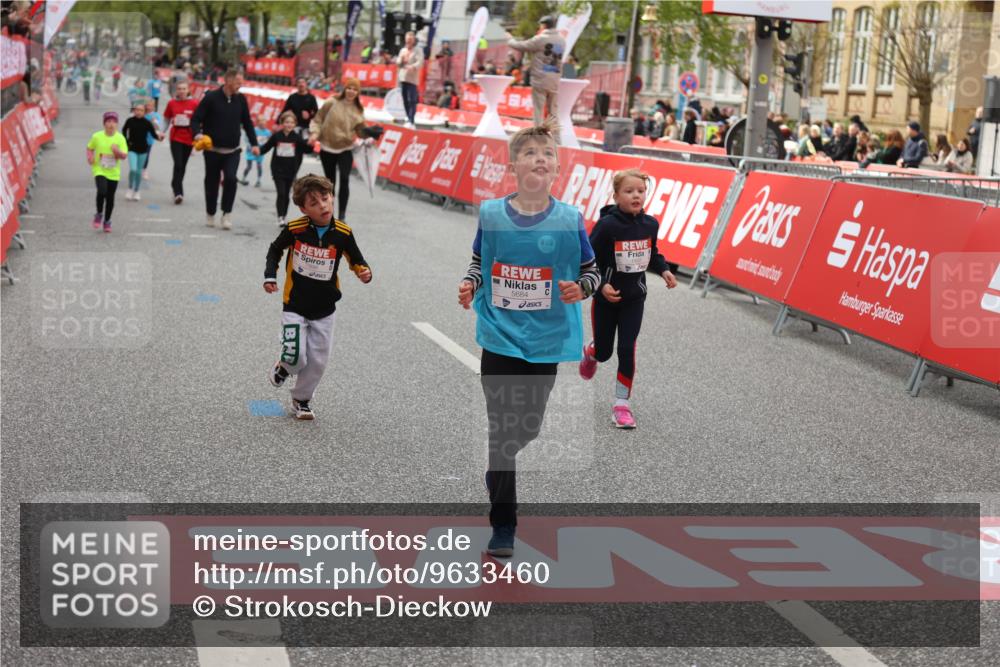 25.04.2026 - Das Zehntel Strokosch-Dieckow http://msf.ph/oto/9633460 25.04.2026 11:10:00 Ziel 5684, 5957, 6642, 7998 meine-sportfotos.de